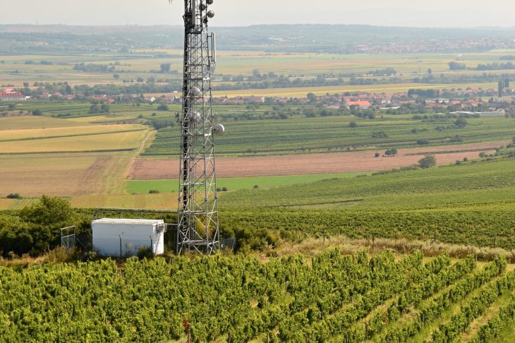 Como funciona uma Torre de Comunicação Rural? Como funciona uma Torre de Comunicação Rural?
